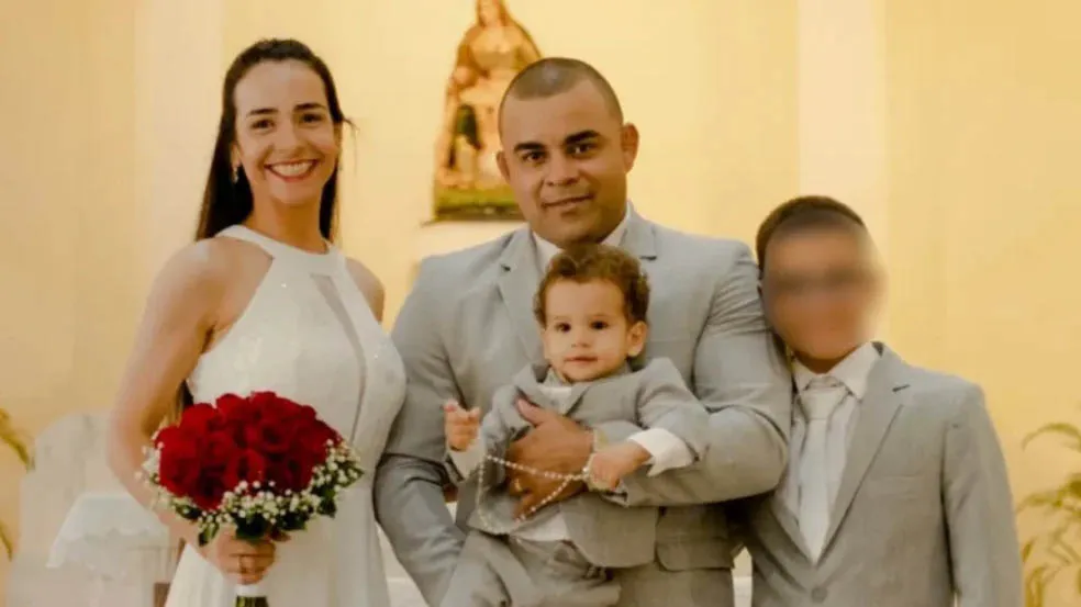 Imagem ilustrativa da notícia: Adolescente de 14 anos mata família e joga corpos em cisterna