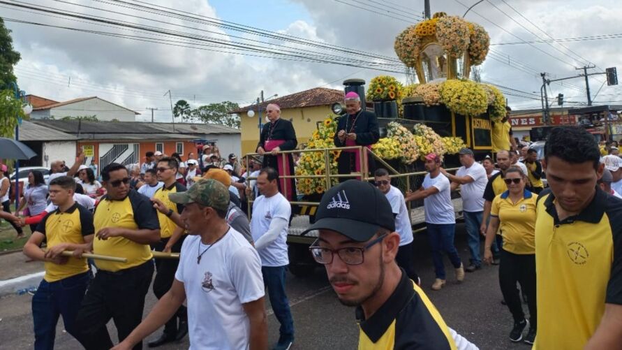 
        
        
            Devoção e fé marcam o Círio de Nazaré em Castanhal
        
    